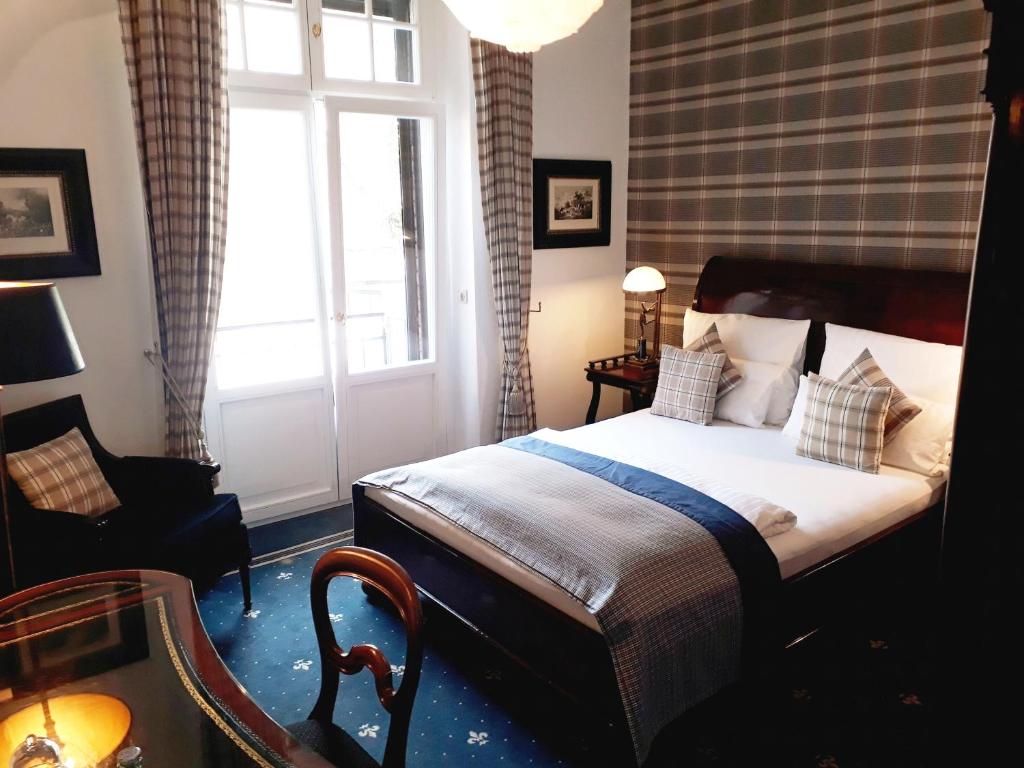 Одноместный (Улучшенный одноместный номер), Hotel Windsor