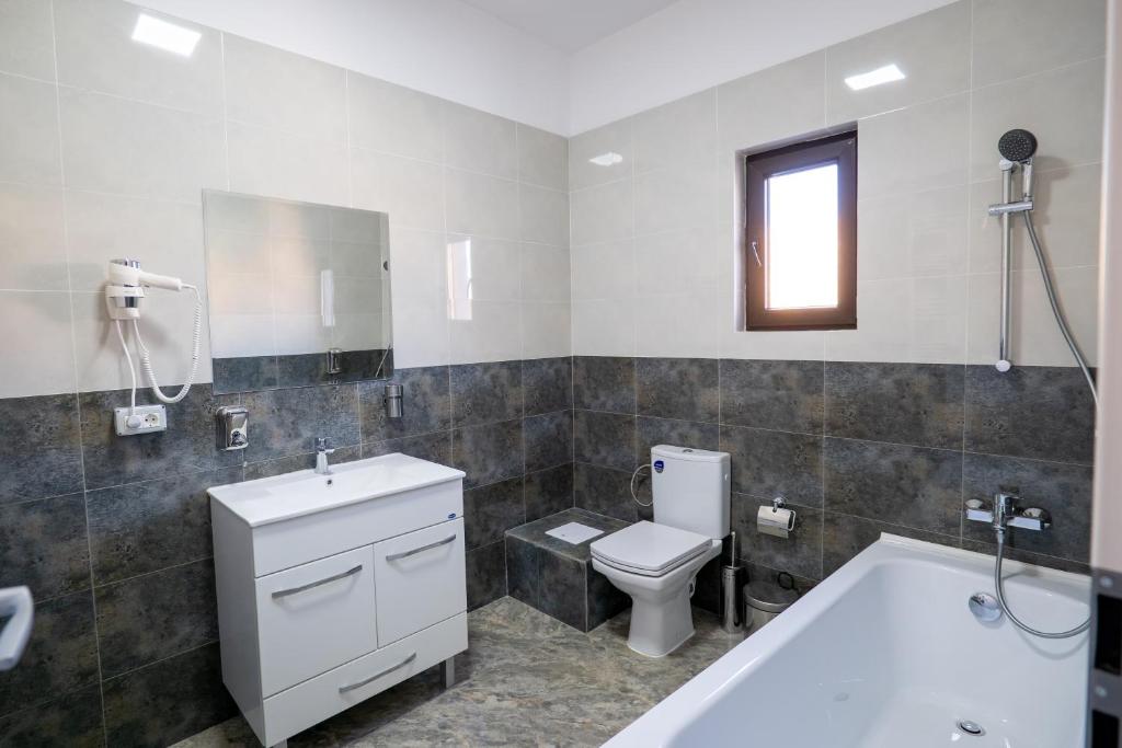 Simona Room Type - Deluxe Triple Room