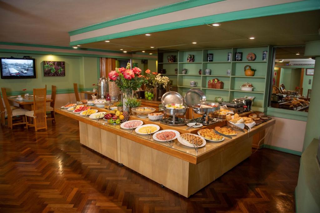 Hotel Cecilia photo 2
