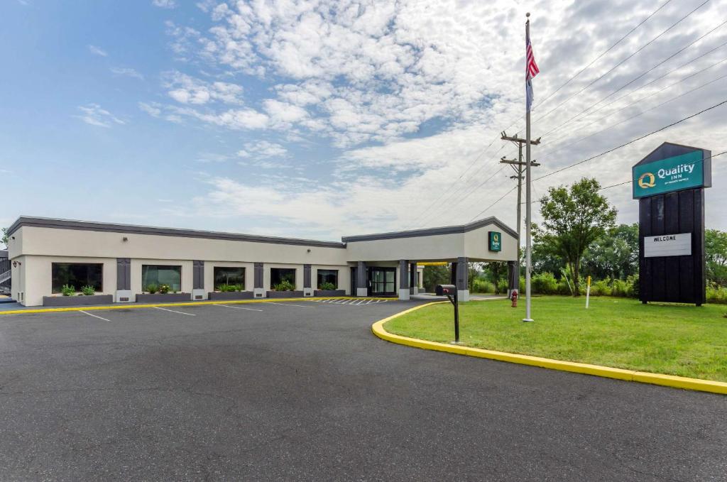 Quality Inn Verona - Staunton North image