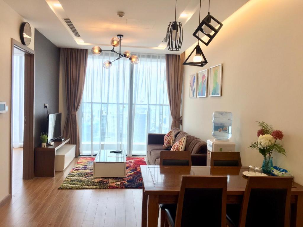 Vinhomes Metropolis Luxury Apartment 2 Br