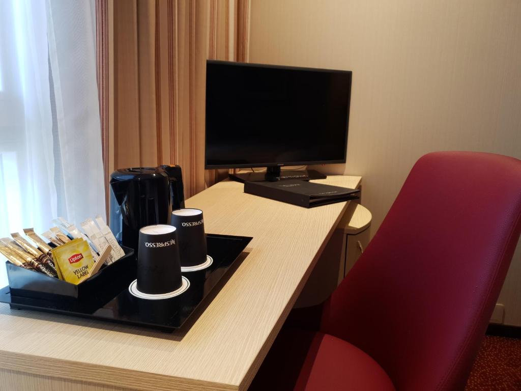 Двухместный (Двухместный номер с 2 отдельными кроватями), Nash Airport Hotel