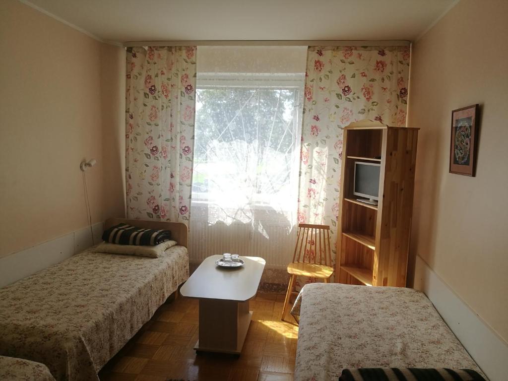 Двухместный (Бюджетный двухместный номер с 2 отдельными кроватями), Mahtra Hostel