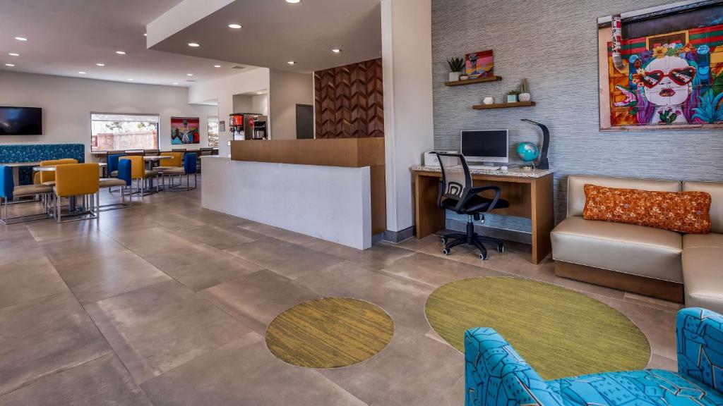 Best Western El Paso Airport Entrada Hotel image