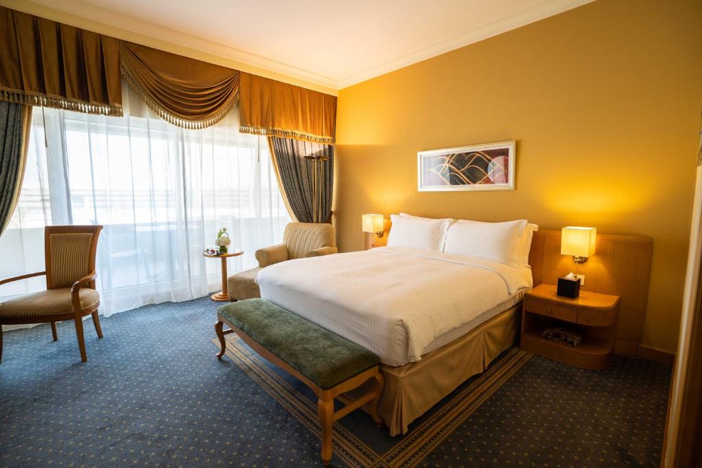 Двухместный (Номер Делюкс), Отель Officers Club & Hotel