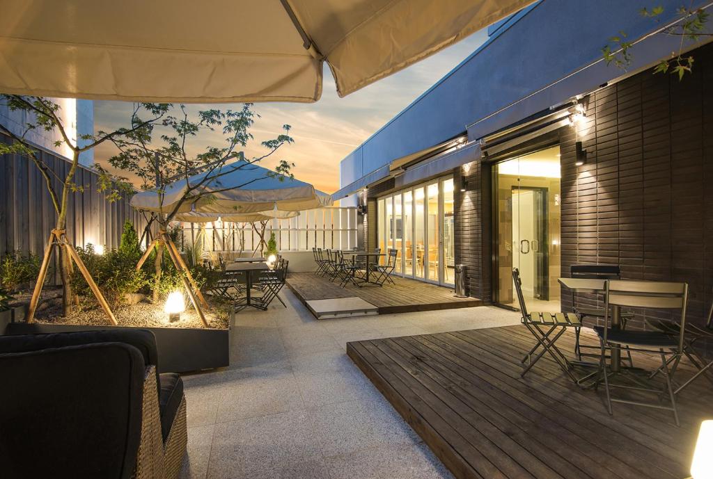 BLO BY BLO HOTEL photo 3