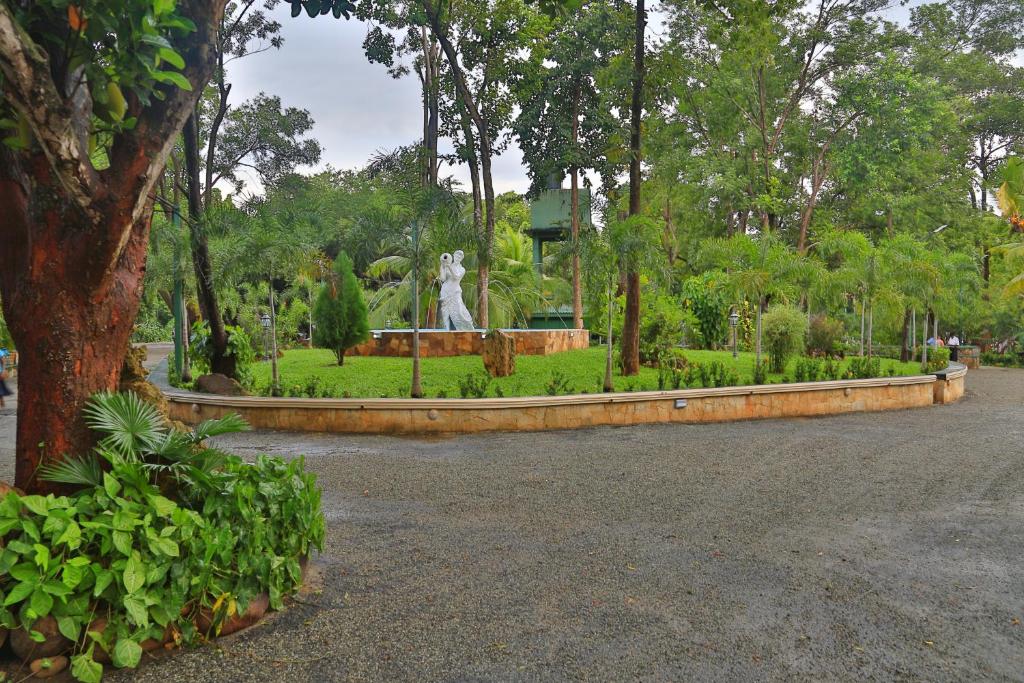 Centauria Lake Resort photo 3