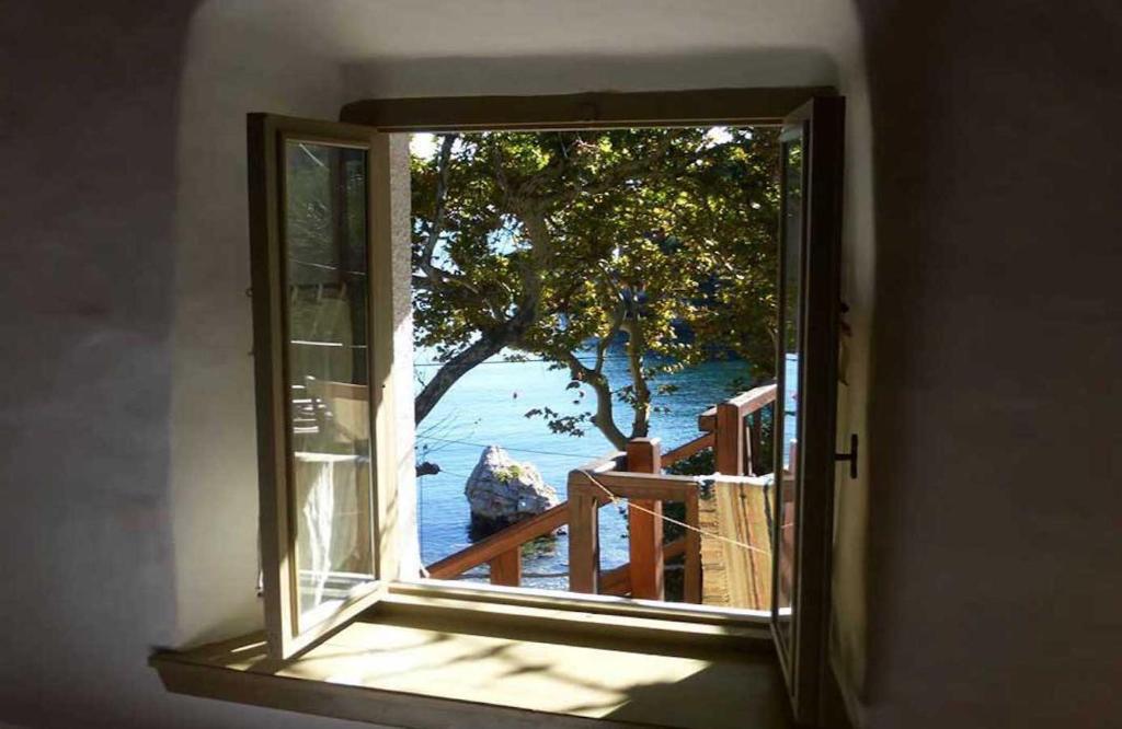 Ghermaniko Guesthouse photo 2