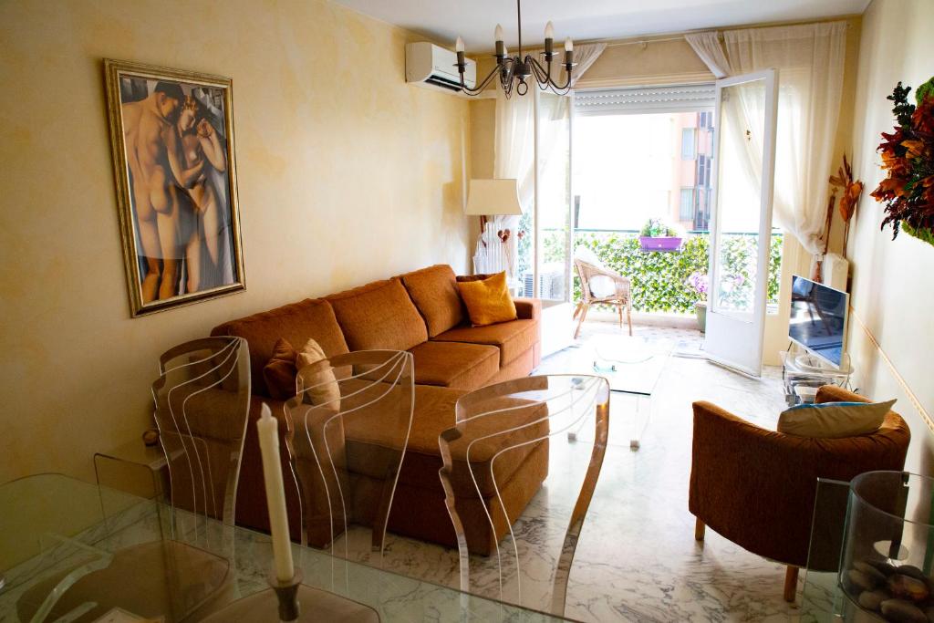 Chill Out Apartment, 2 mins from beach photo 3