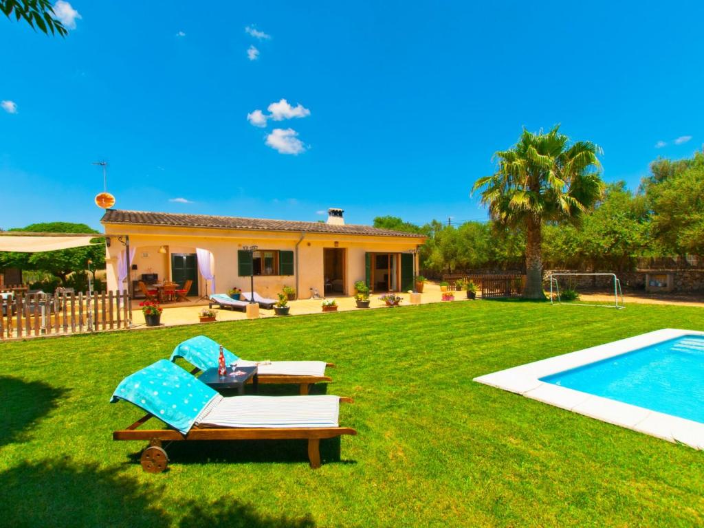Villa Can Coll de Sencelles, Sa Vileta pool and views photo 1