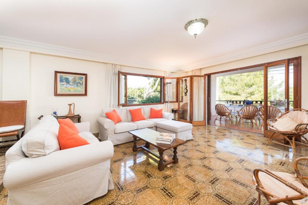 Villa Can Salom, villa for 8 at Mal Pas Beach photo 4