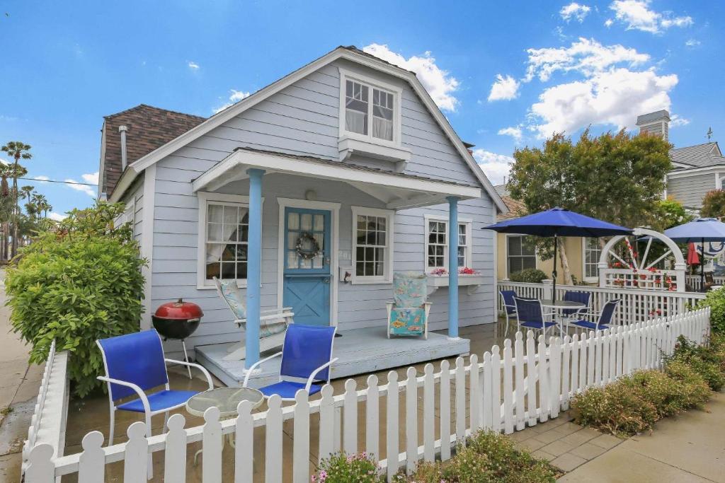 201 Amethyst Avenue image