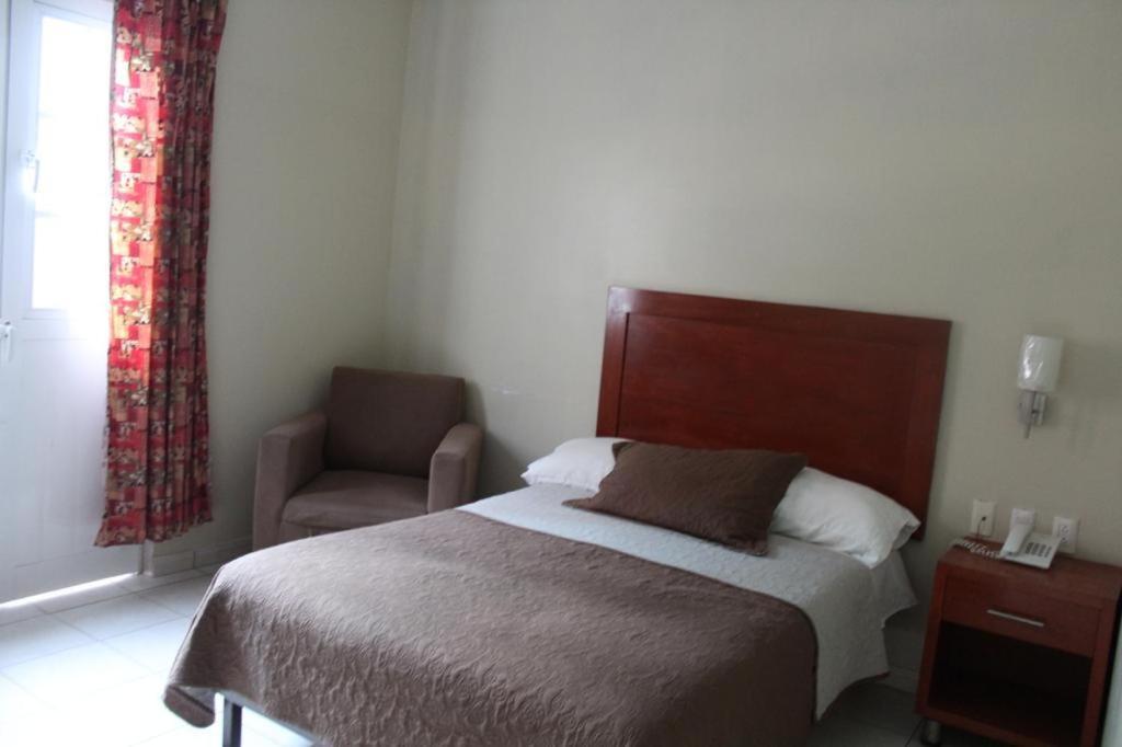 Hotel Gina photo 2