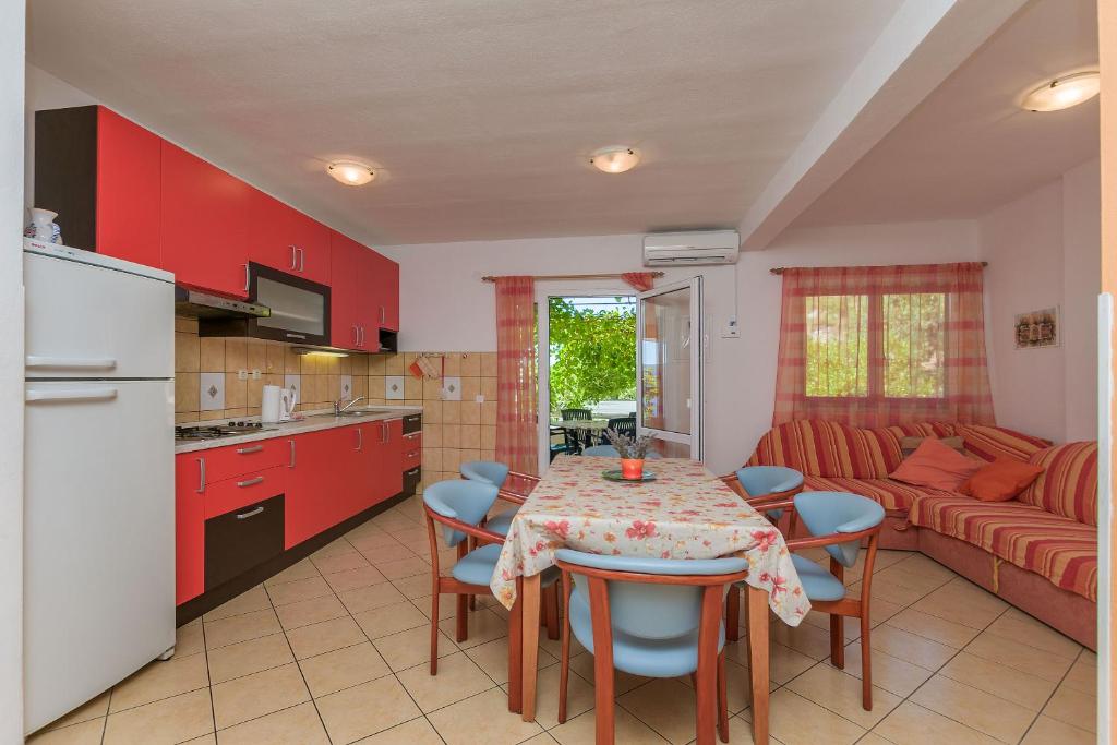 Apartments Dragana photo 3