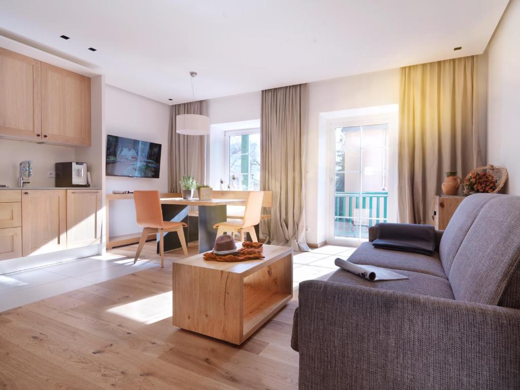 Riedz Apartments Innsbruck- Zentrales Apartmenthaus mit grüner Oase photo 2