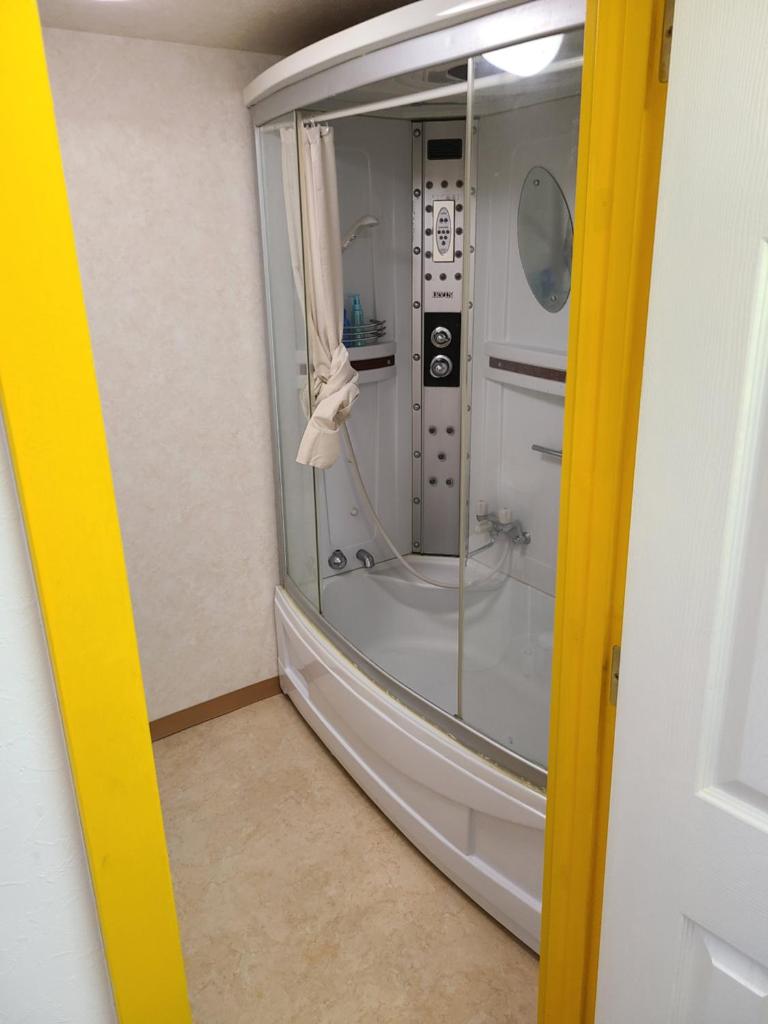 Bluebird Hotel Room Type - Superior Double Room with Two Double Beds