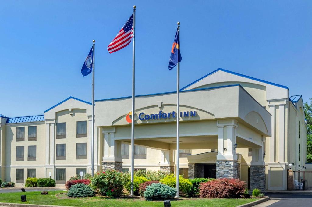 Comfort Inn image