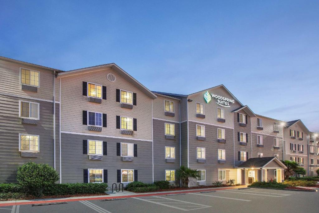 WoodSpring Suites Jacksonville Beach Blvd photo 3