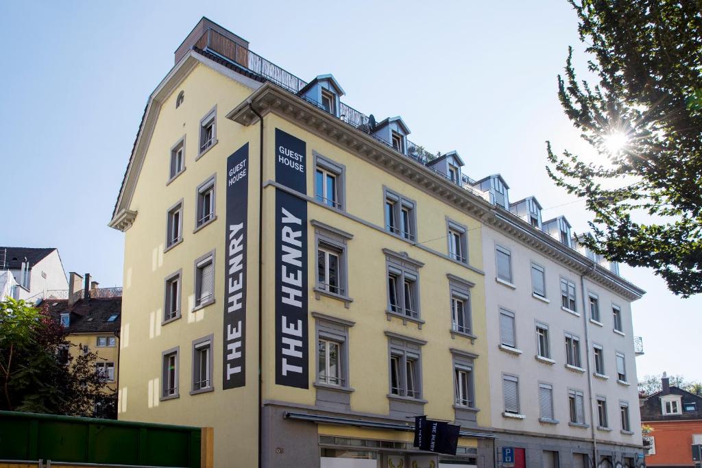 Casa Heinrich Guesthouse