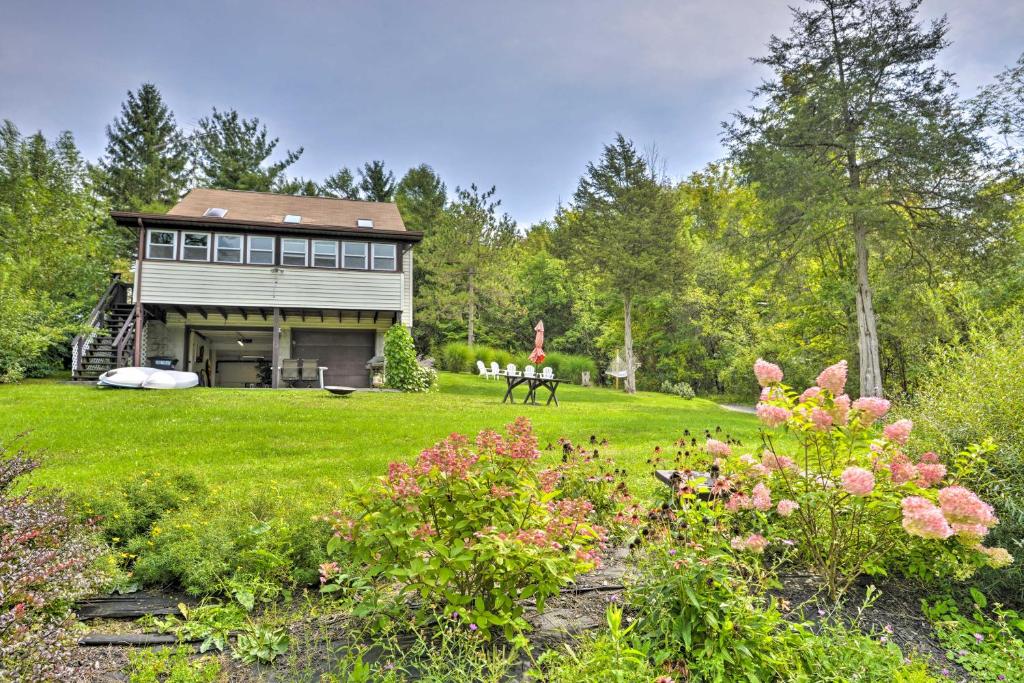 Auburn Vacation Rental Home Near Owasco Lake! photo 1