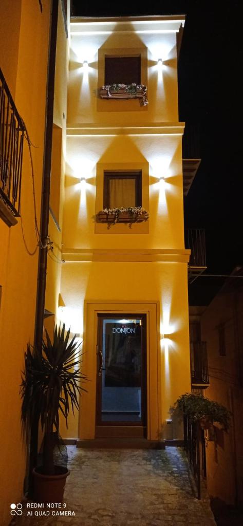 DONJON SUITE centro storico photo 1