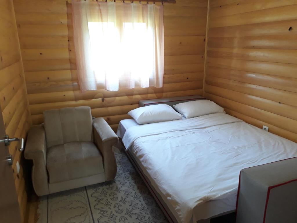 IN TARA KUCA ZA ODMOR photo 2