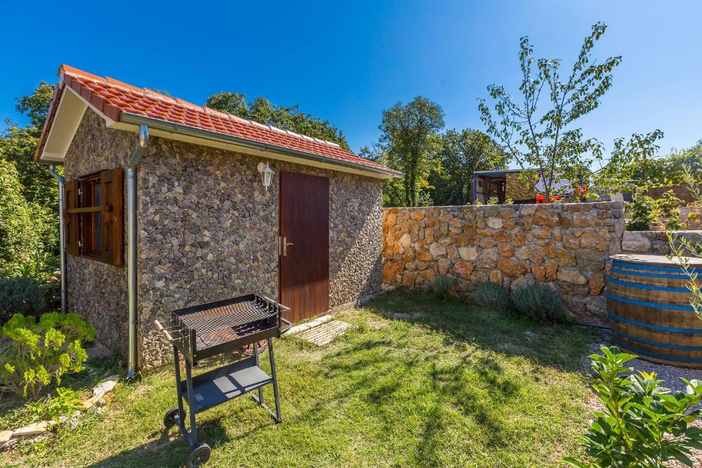 Holiday Home Vrh photo 4