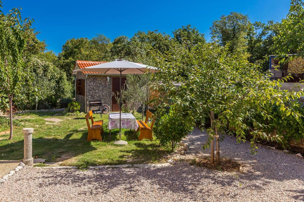Holiday Home Vrh photo 2