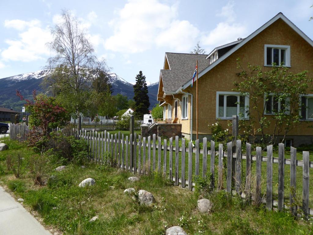 Bear Rock Inn photo 3