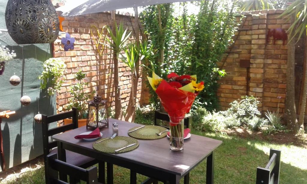 The Lazy Grape Guest Lodge & Spa photo 1