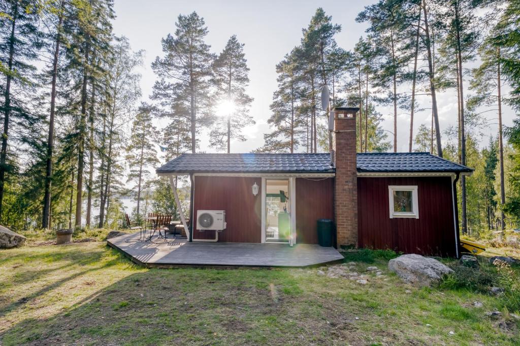 Lake cottage near Isaberg photo 2