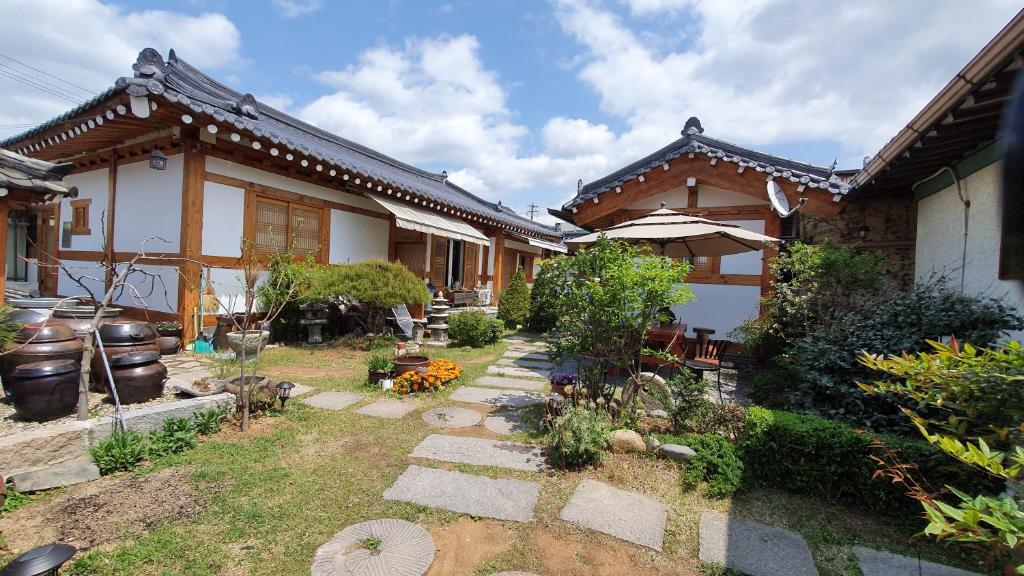 Dorandoran Guesthouse photo 1