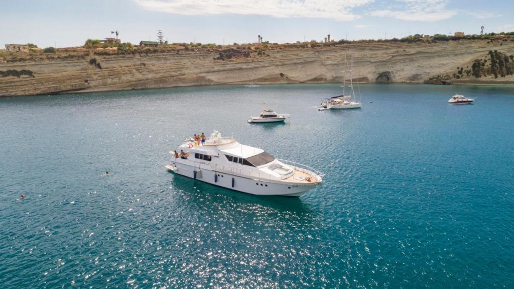 Sea BaronIV "BedsonBoat" photo 1