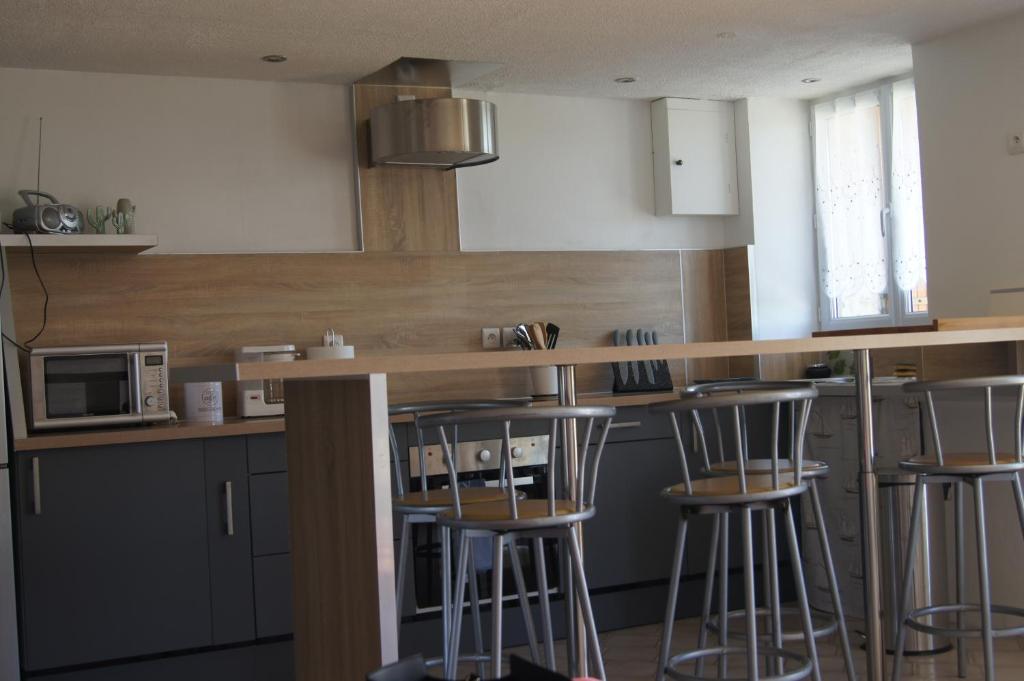 APPARTEMENT PROCHE BORD DE MER photo 4