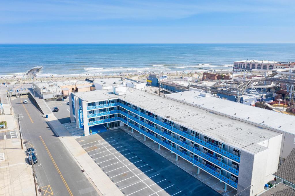 Ocean 7 image