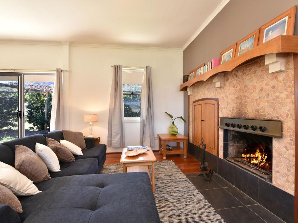 Somerville Wines Cottage photo 2