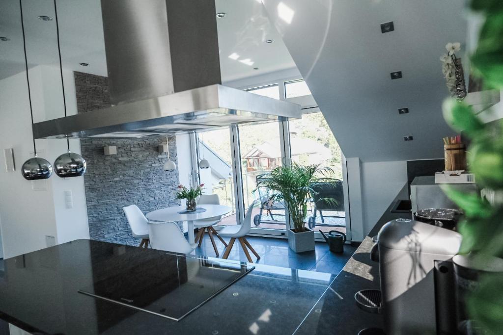 Modern Loft/Apartment near Bonn DTAG/DHL/UN photo 3