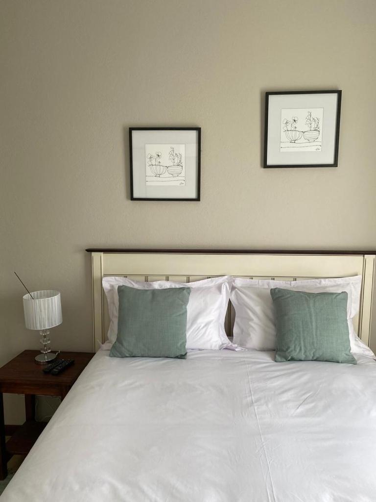 Spring Acres Apartment living photo 1