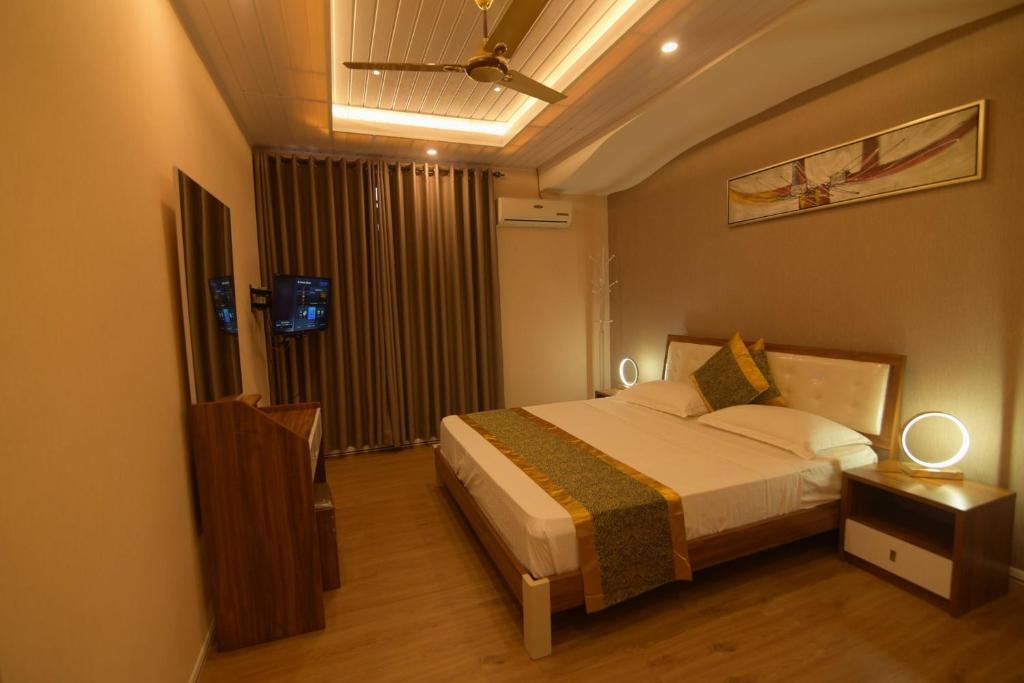 Hotel Blue Sky photo 1