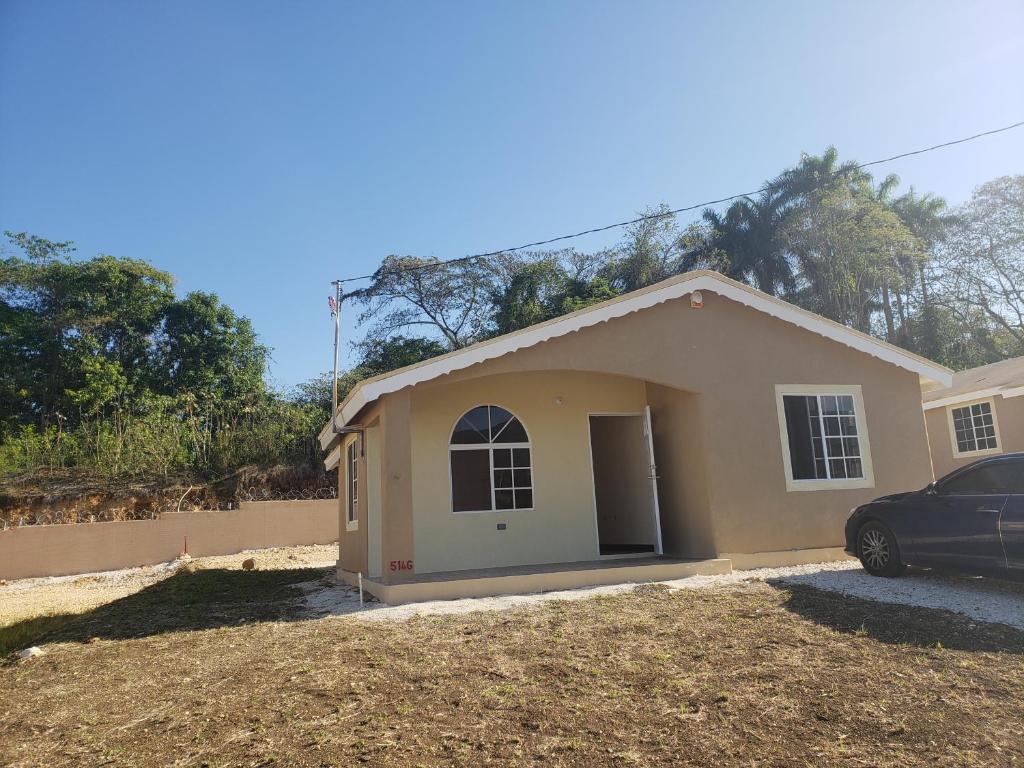 Montego Bay Home Close to Resort Area and Airport photo 1