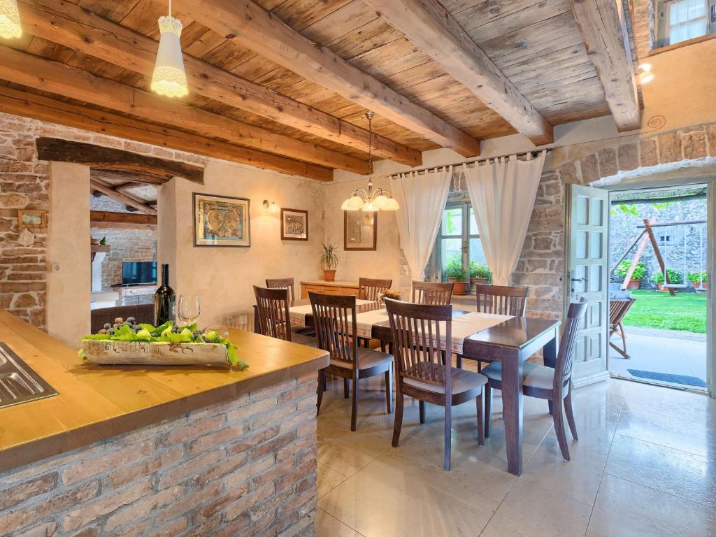 Holiday Home Hrelja - ROJ418 by Interhome photo 2