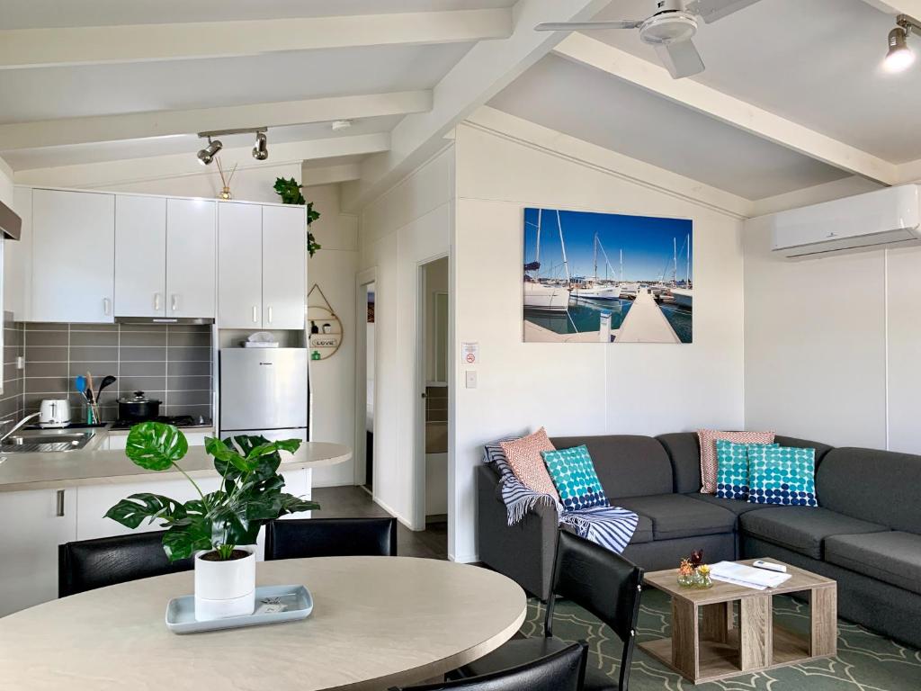 Apollo Bay Waterfront Motor Inn photo 2
