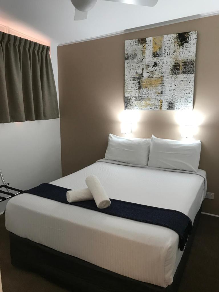 OCEAN BREEZE MOTEL photo 2