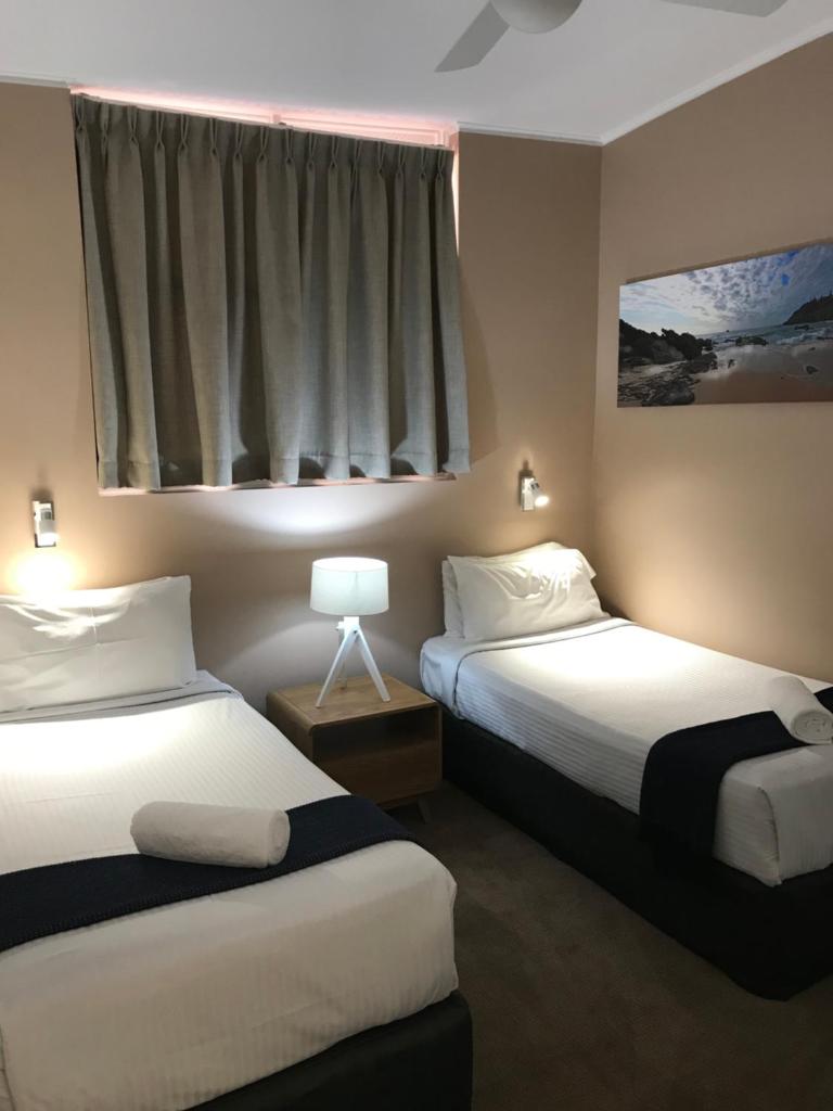 OCEAN BREEZE MOTEL photo 3