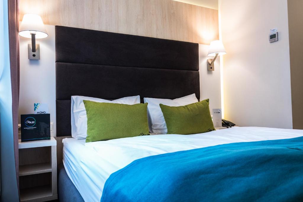Двухместный (Небольшой двухместный номер с 1 кроватью), Stay Inn Hotel