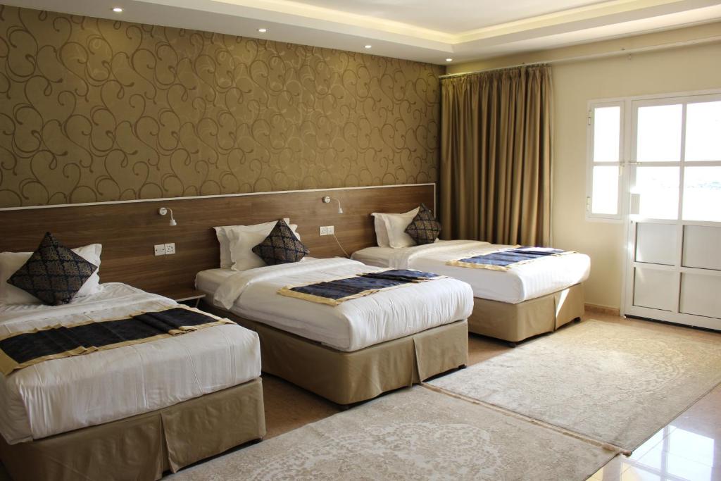 Трехместный (Стандартный трехместный номер), Al Diyar Hotel