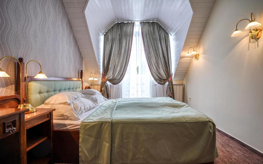 Апартаменты (Апартаменты), Hotel Erzsébet