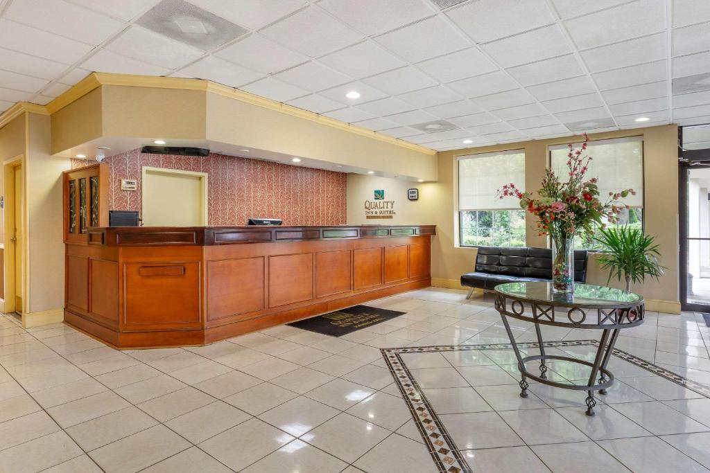 Quality Inn & Suites Hanes Mall - Tap to explore photos