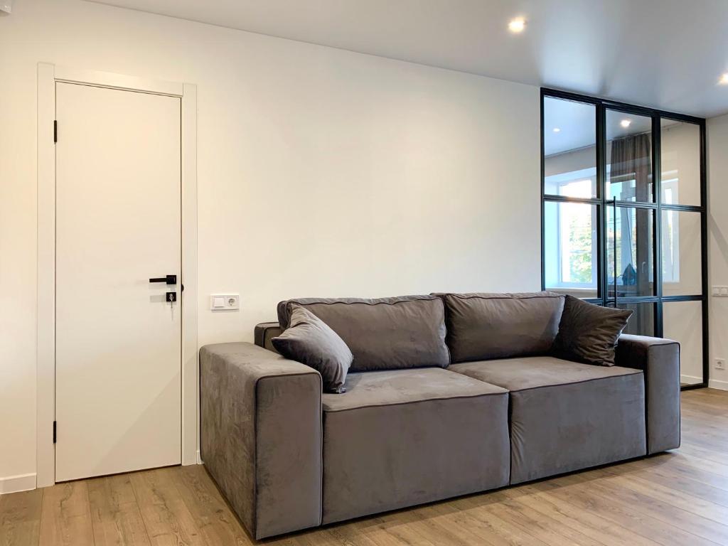 Navy city center apartment двокімнатні апартаменти в центрі міста photo 3