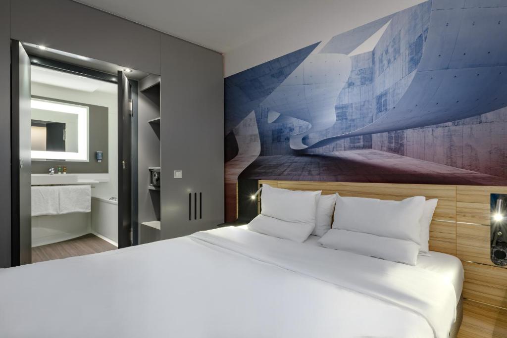 Сьюит (Улучшенный люкс), Novotel Suites Berlin City Potsdamer Platz